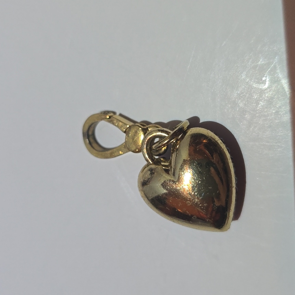 Juicy Couture Pink Heart Charm - Picture 2 of 3